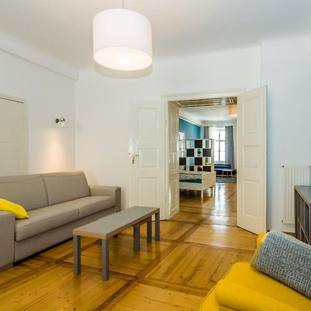 Elegant Central Apartment Любляна Экстерьер фото