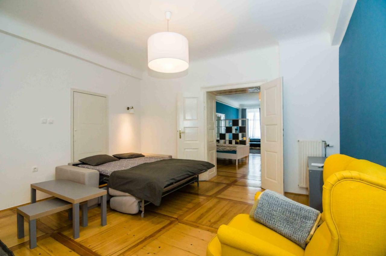 Elegant Central Apartment Любляна Экстерьер фото